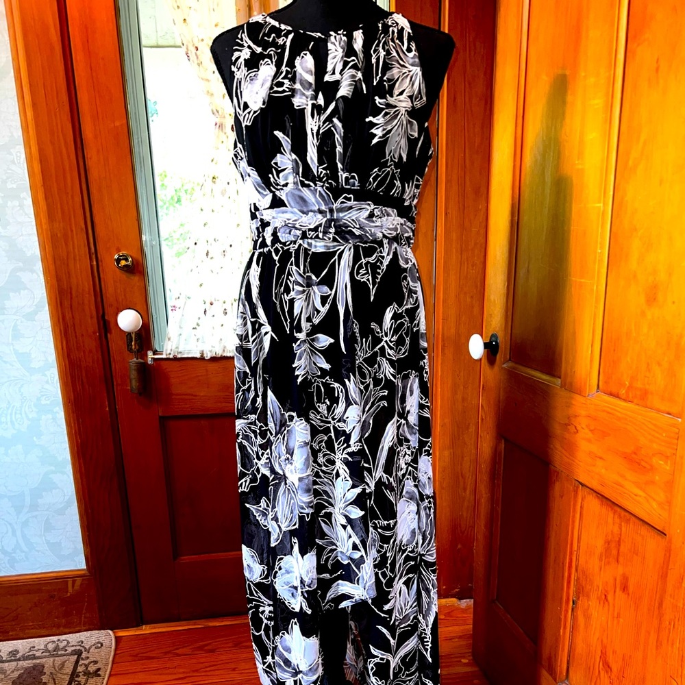 Women’s Dress